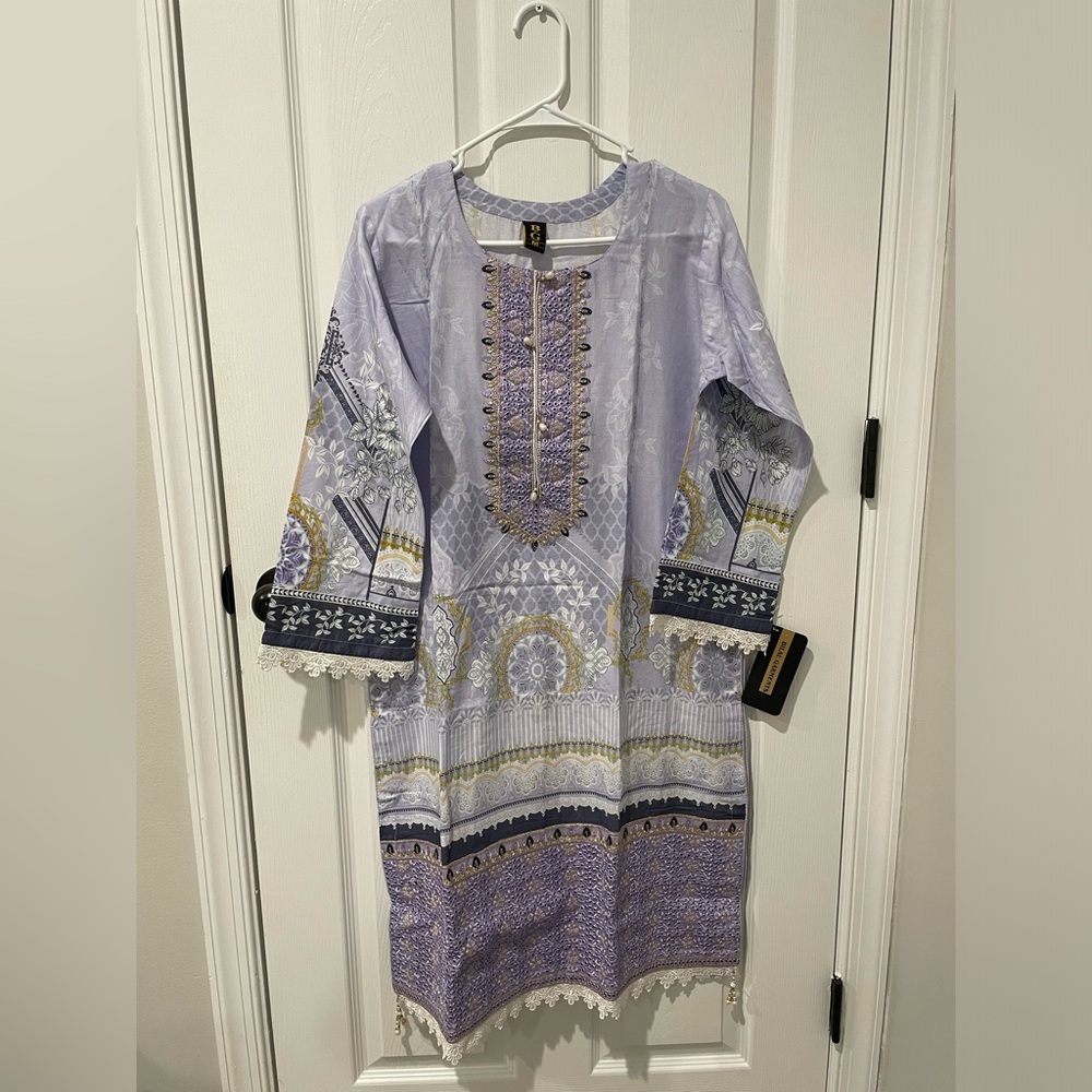 Pakistani Traditional 3 Piece Suit